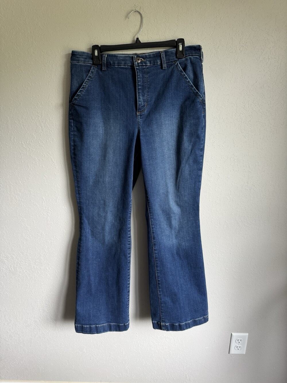 Duluth Trading Co Dark Wash Blue Denim Bootcut Jeans Womens 12 Stretch Gorpcore